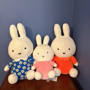 Adorable NWT Giant Miffy Bunny Set Round1 Blue Flower/Pink/Orange Dress